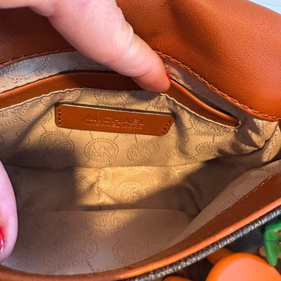 Michael Kors Fulton Womens Small Crossbody Handbag Brown NWOT - Picture 4 of 6